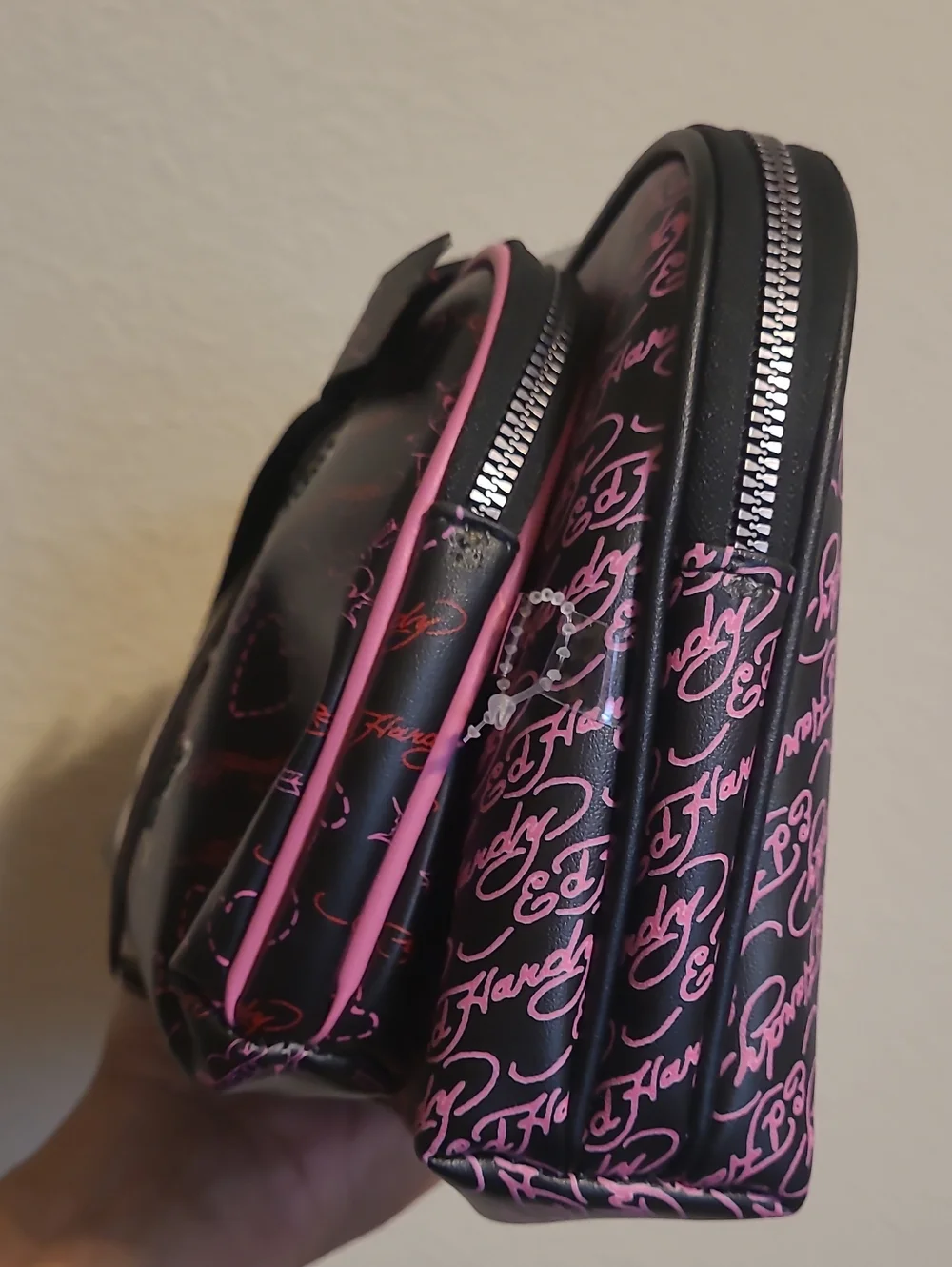 Ed Hardy Black Pink Sequin Heart Cosmetic Pouch Set